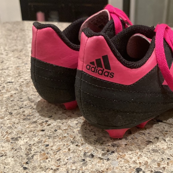 Girls 13K Adidas Cleats - Black and Pink - Picture 2 of 6